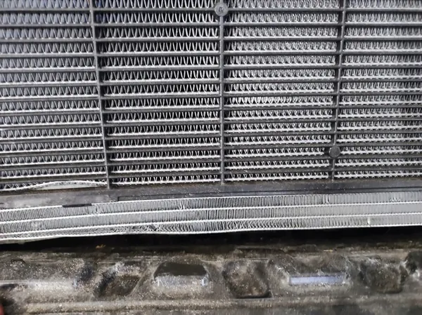 Mercedes E-Class W214 Koeler en Ventilator image 8