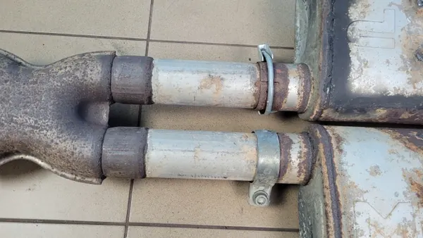 Silenciador central Dodge Challenger SXT 3.6L OEM MBPR image 5