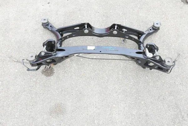 VW TIGUAN II LIFT Sottoscocca Posteriore + Viti image 3