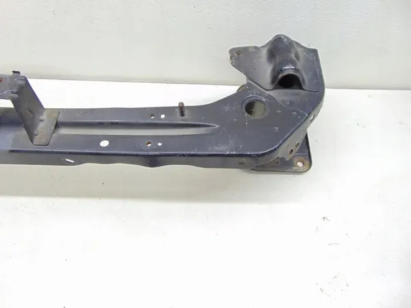 Mitsubishi Outlander 2007-2009 Etupuskuri image 4