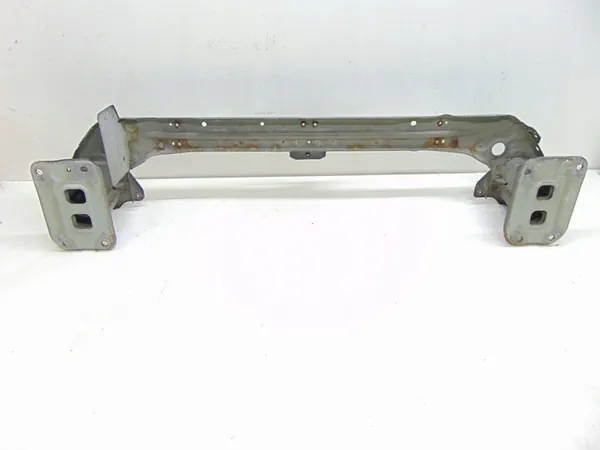 Mitsubishi Outlander 2007-2009 Etupuskuri image 5