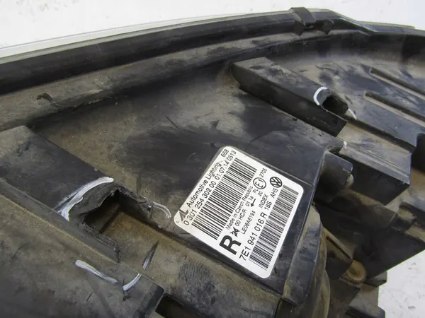 VW T5 LIFT farol direito 7E1941016R image 9