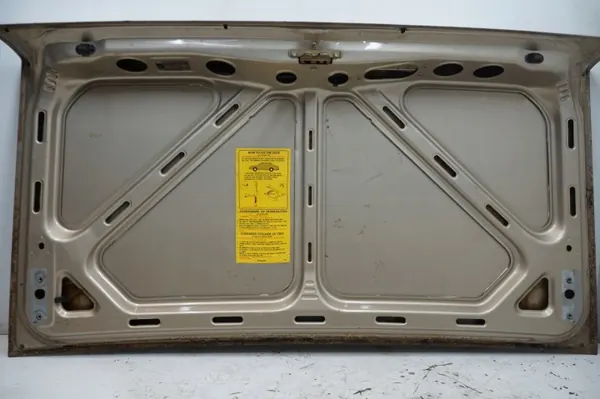 Gebruikte Kofferbakdeksel Volvo 740 OEM KLAPA TYŁ BAGAŻNIKA image 9