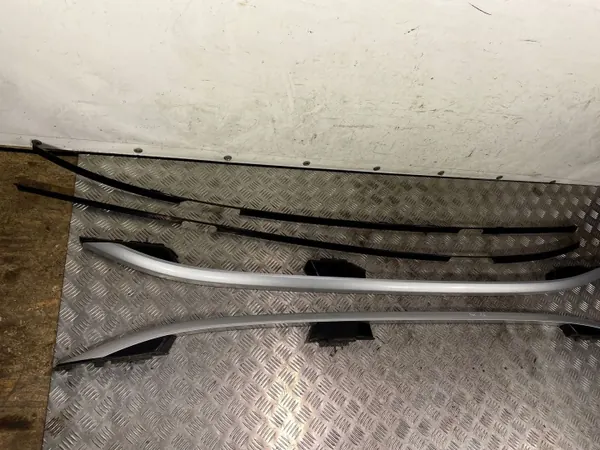 OEM 91152SG160 Dakdragers rechterkant Subaru Forester image 3