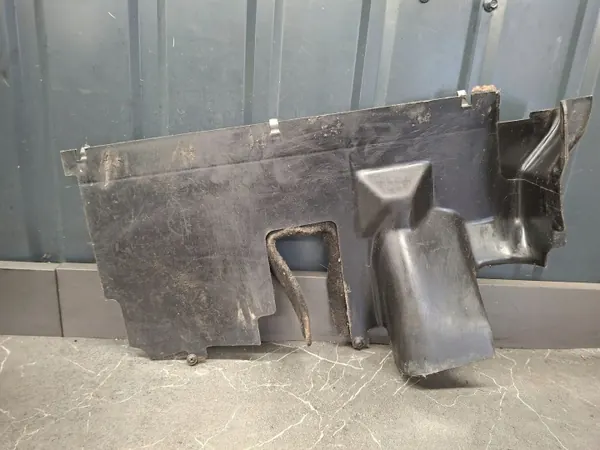 OEM 1236808317 Onder Consolekap Links Mercedes W116 image 2