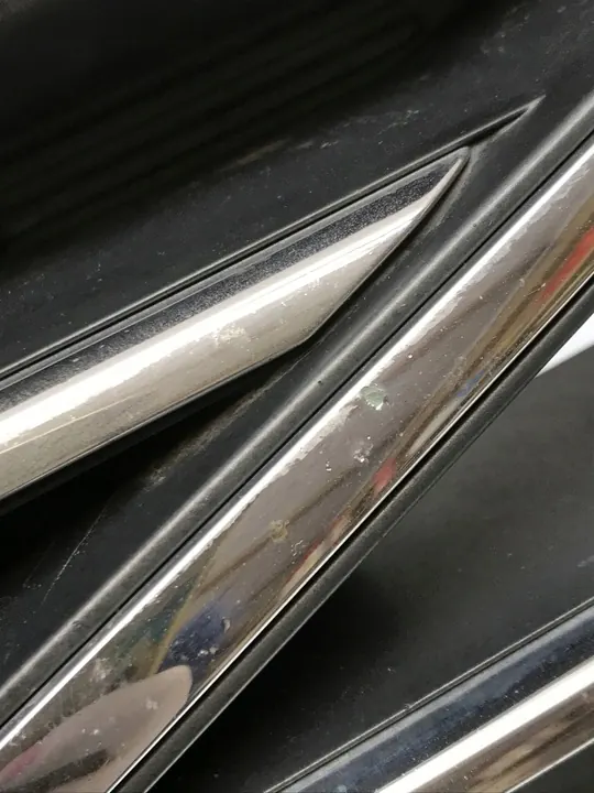 VOLVO XC60 I 1 LIFT 13-17 GRILL ATRAPA 31333832 image 5