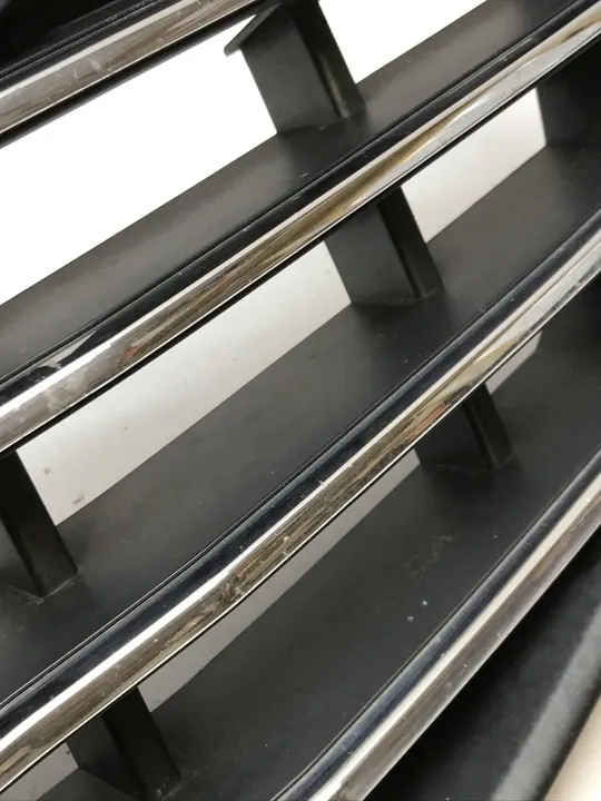 VOLVO XC60 I 1 LIFT 13-17 GRILL ATRAPA 31333832 image 6