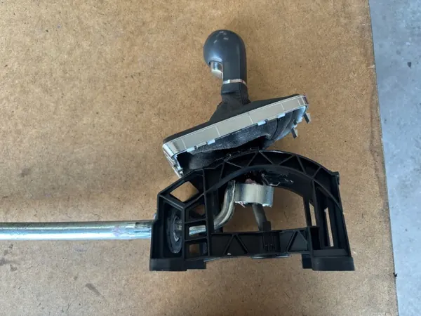 Alavanca de Mudanças Opel Astra H OEM - Seletor Completo image 3