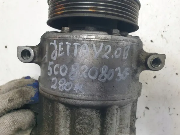 Compressore aria condizionata Volkswagen OE 5C0820803G image 6