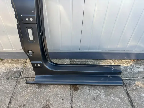 OEM AHH1353 Vasen Kynnyspalkki VW Up/Citigo/Mii image 4