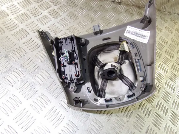 Pommeau de levier de vitesse OEM 470123 pour Renault Scenic II image 3
