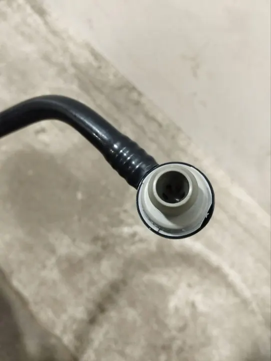 Flexibles de frein OEM JY53J1403A pour Aston Martin DB11 image 5