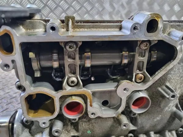 Compleet cilinderkop Audi A4 B9 Q5 A5 2.0 TFSI OEM image 10