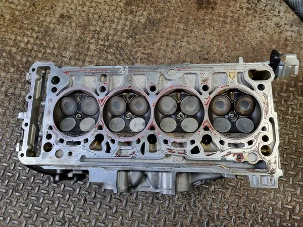 Compleet cilinderkop Audi A4 B9 Q5 A5 2.0 TFSI OEM image 2