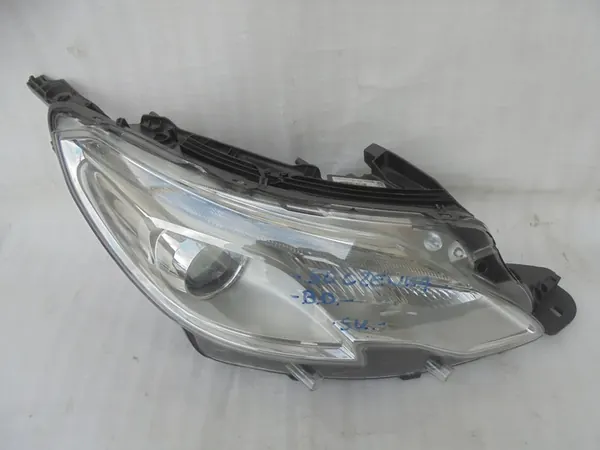 PEUGEOT 2008 Faro Derecho LED 9677810280 image 3