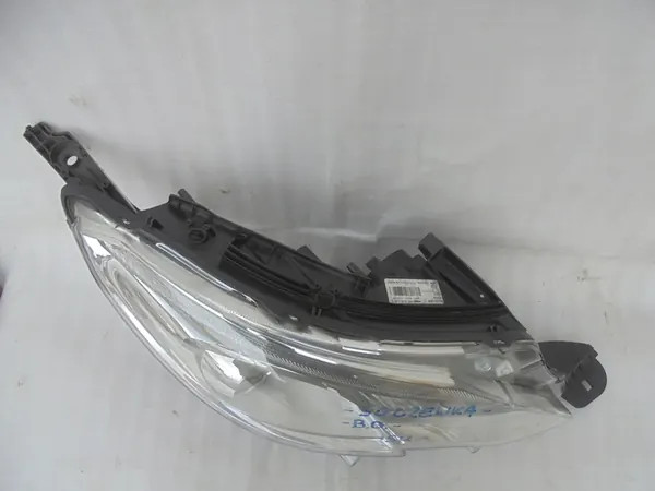 PEUGEOT 2008 Faro Derecho LED 9677810280 image 4