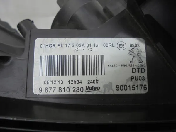 PEUGEOT 2008 Faro Derecho LED 9677810280 image 7