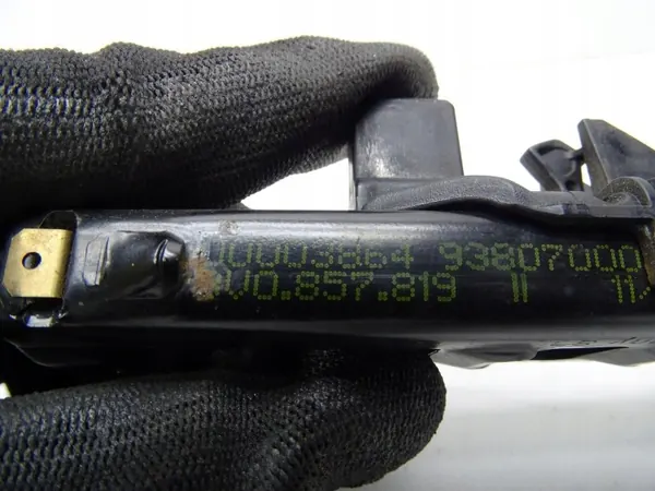 OEM 8V0857819 Turvavyön Säädin Audi A3 8V:lle image 7
