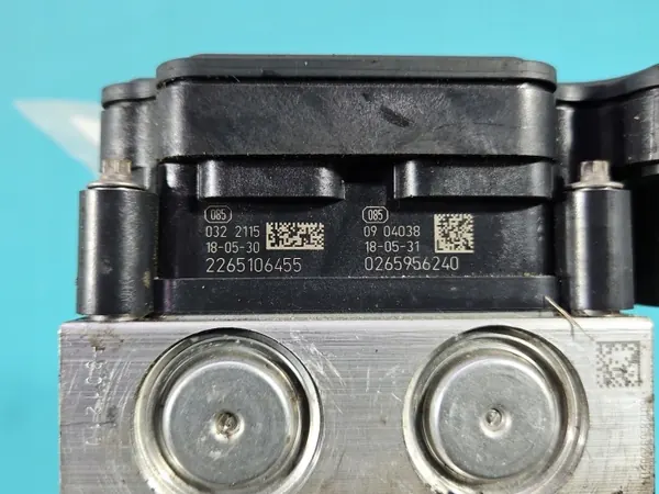 ABS-pomp OEM 9808055980 voor Peugeot 308 II T9 image 10
