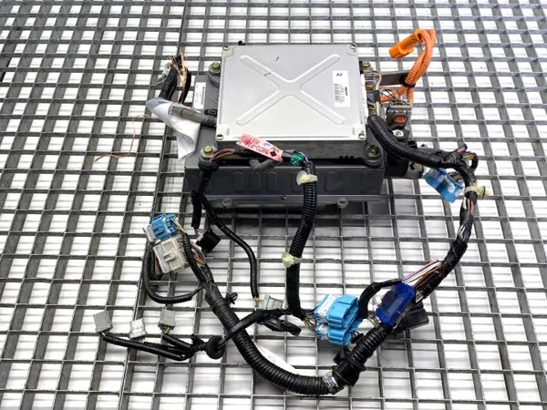 Inversor OEM 1K000-PZA-E02 para Honda Civic VII image 2
