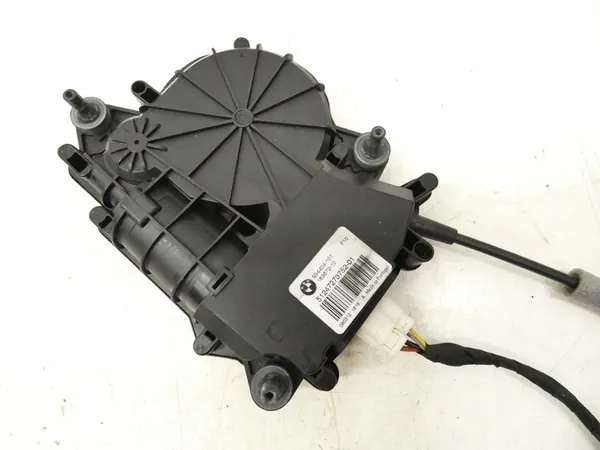 BMW 5 F10 Bagagelås 51244447850 image 3