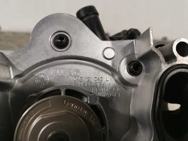 SEAT Vattenpump OEM 04E121042 för Arona 2018 image 5