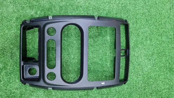 Cadre Radio Suzuki Jimny 2005-2017 2DIN OEM image 2