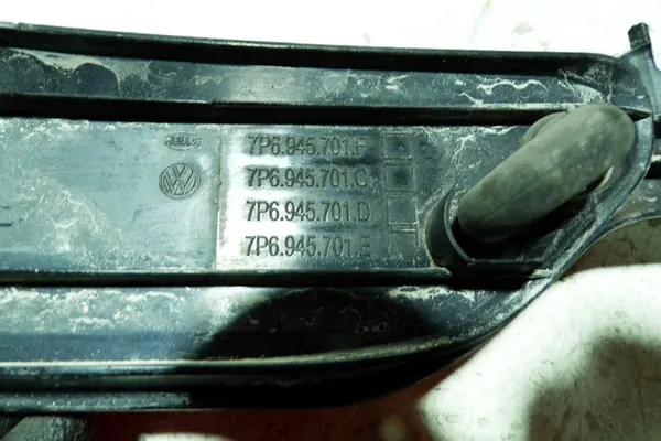 Vänster Bakre Halogenlampa VW Touareg 2012 OEM 7P6945701F image 2