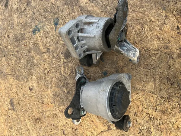 Motorsteun Ford Mondeo MK5 OEM DG936F012DB image 2
