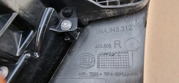 Lámpara trasera derecha VW TIGUAN 5NA945096C image 7