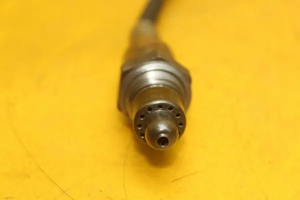 Sensor Lambda VW Golf VII 1.2 TSI OEM 04E906262BF image 7