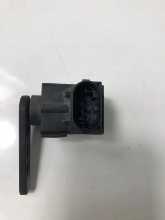 Achter rechter niveausensor OEM 6778809 voor Hyundai i10 image 4