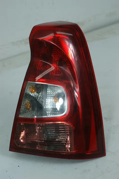 Lámpara Trasera Derecha Dacia Logan I Lift Sedan OEM 8200744759 image 5