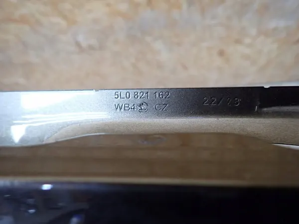 Höger framskärm Skoda Yeti 2009-2013 5L0821022 image 7