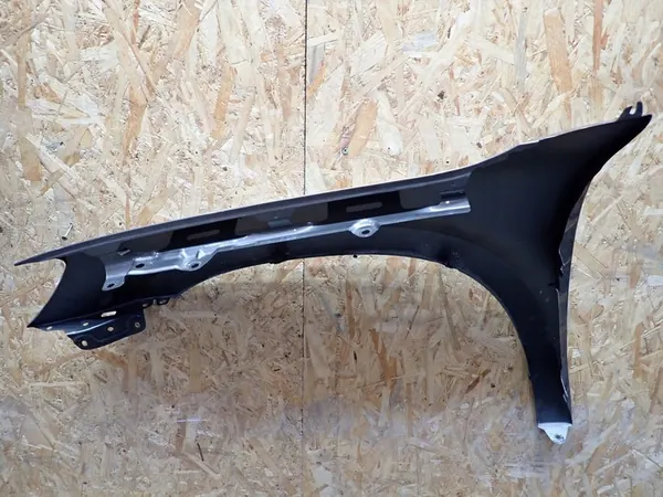 Höger framskärm Skoda Yeti 2009-2013 5L0821022 image 8