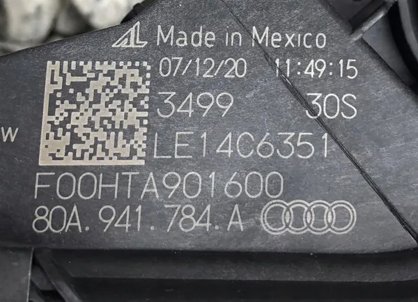 AUDI Q5 MATRIX Lado Derecho 80A941784A image 3