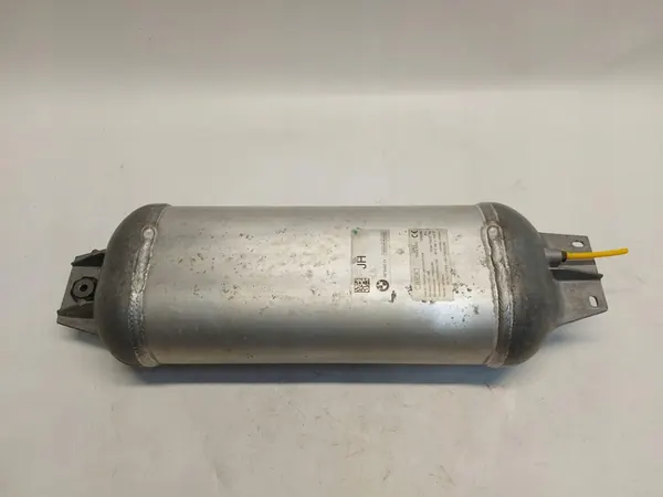 Réservoir de pression d'air BMW G05 X5 3.0d 2019 OEM 6878492-JLK01 image 2