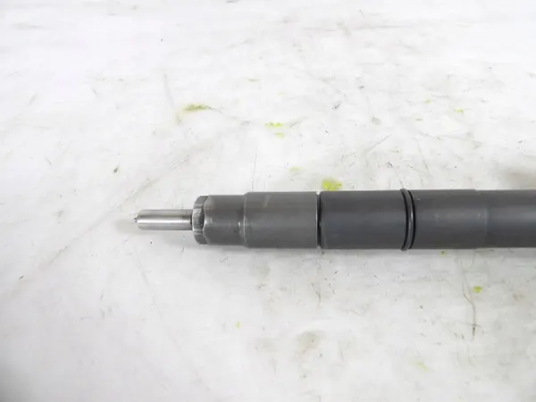 Inyector OEM 28565335 para Skoda Fabia III 1.4TDI image 3