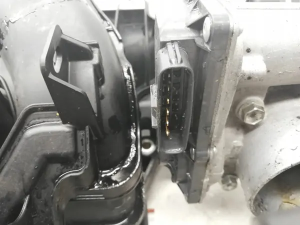 Intake Manifold NISSAN QASHQAI I 2.0L PA6GF30 image 3