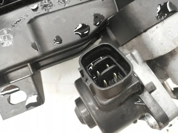 Intake Manifold NISSAN QASHQAI I 2.0L PA6GF30 image 4