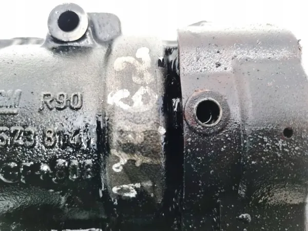 Pompe à huile OEM R90573814 pour Opel Vectra 2.2L 2003 image 3