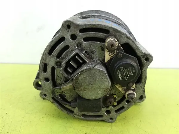 Vaihtovirtageneraattori Mercedes E-luokka W210 1995-2002 2.4 V6 OEM image 5