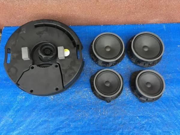 Luidspreker Subwoofer Audi Q5 80A OEM 80A035382 80A035411 image 2