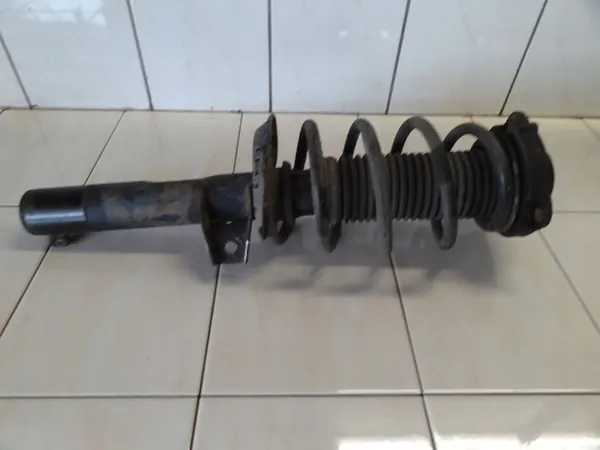 VW Caddy III 2013 1.6 TDI McPherson Destro Anteriore 1T0413031HQ image 3