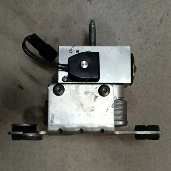 Échangeur de chaleur radiateur OEM 68409881AC Jeep Wrangler image 2