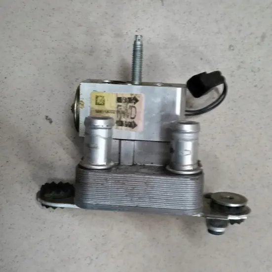 Échangeur de chaleur radiateur OEM 68409881AC Jeep Wrangler image 3