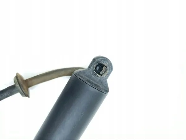 Gasfjäder, motorlock Porsche MACAN 2015 OEM 95B827851 image 4