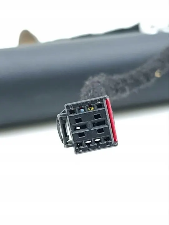 Gasfjäder, motorlock Porsche MACAN 2015 OEM 95B827851 image 5