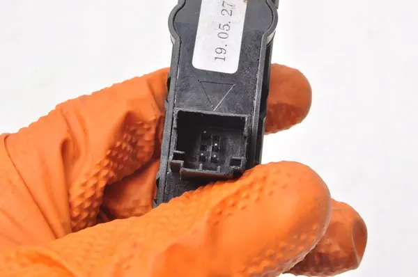 Kofferbakopening knop Porsche Boxster 987 OEM image 7