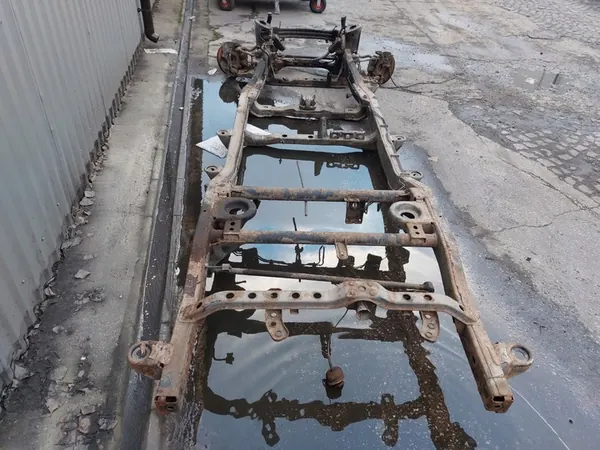 Cadre de châssis KIA SORENTO I 2002-2009 image 10